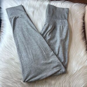 GapFit Brushed Tech Jersey Joggers Gray Size XS